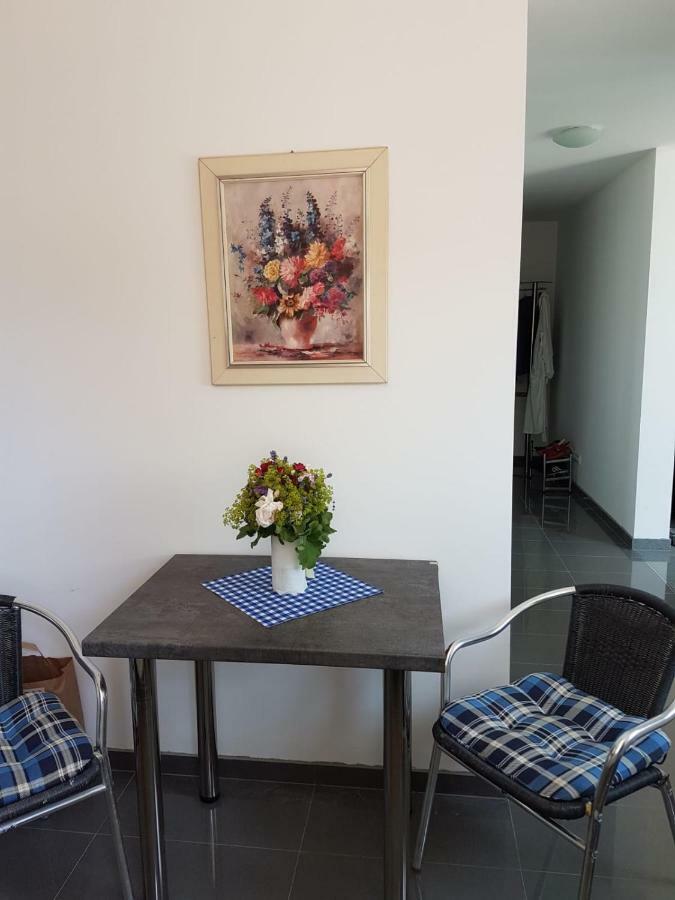 Apartment Near Frankfurt, Fantastic View! *